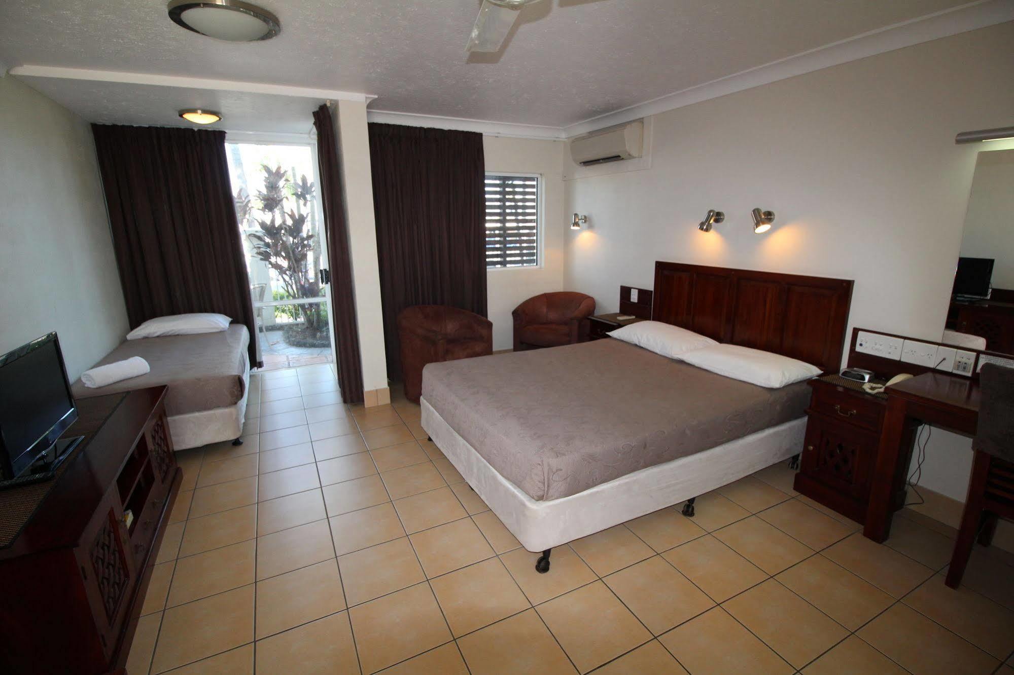Endeavour Inn Emu Park 외부 사진